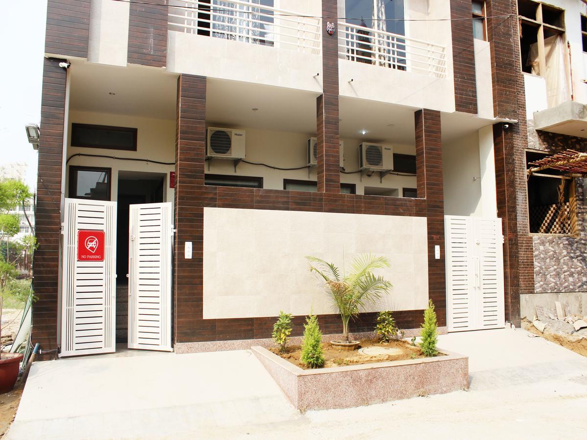 Oyo 2384 Hotel Epic Inn Gurgaon Exterior photo
