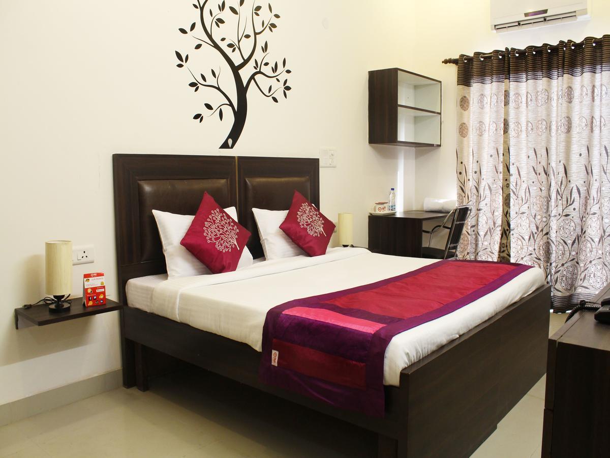 Oyo 2384 Hotel Epic Inn Gurgaon Exterior photo