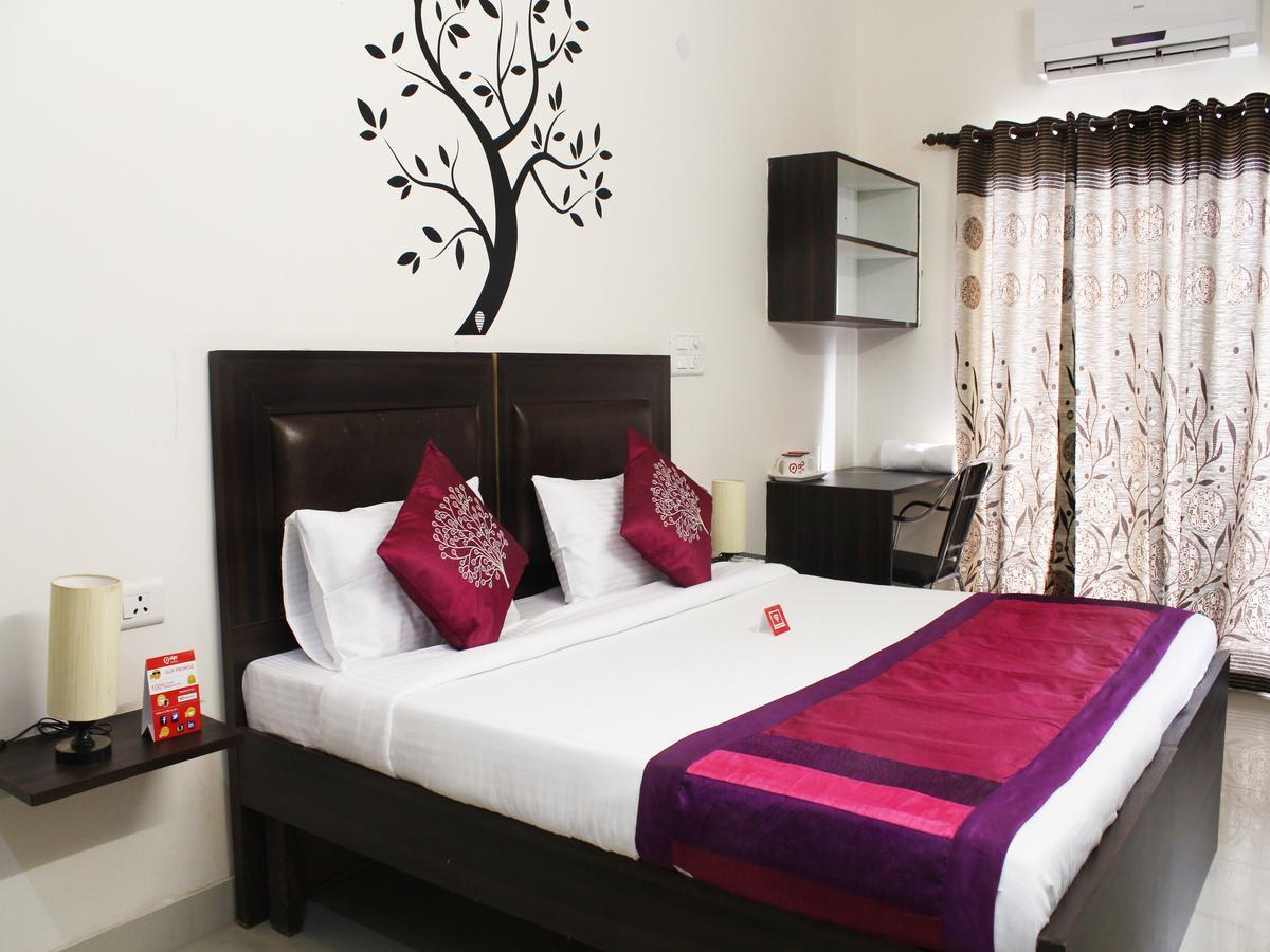 Oyo 2384 Hotel Epic Inn Gurgaon Exterior photo